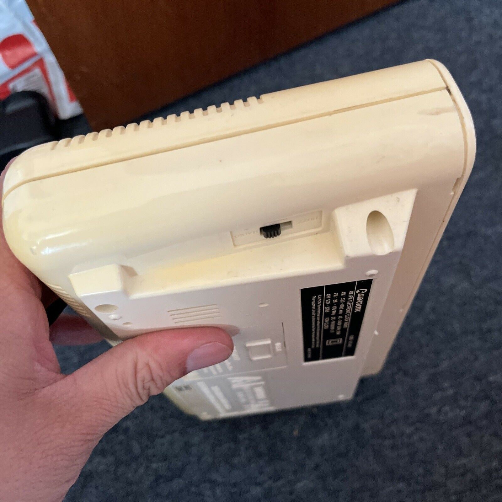 Vintage Audiosonic AM/FM Clock Radio Retro Unit