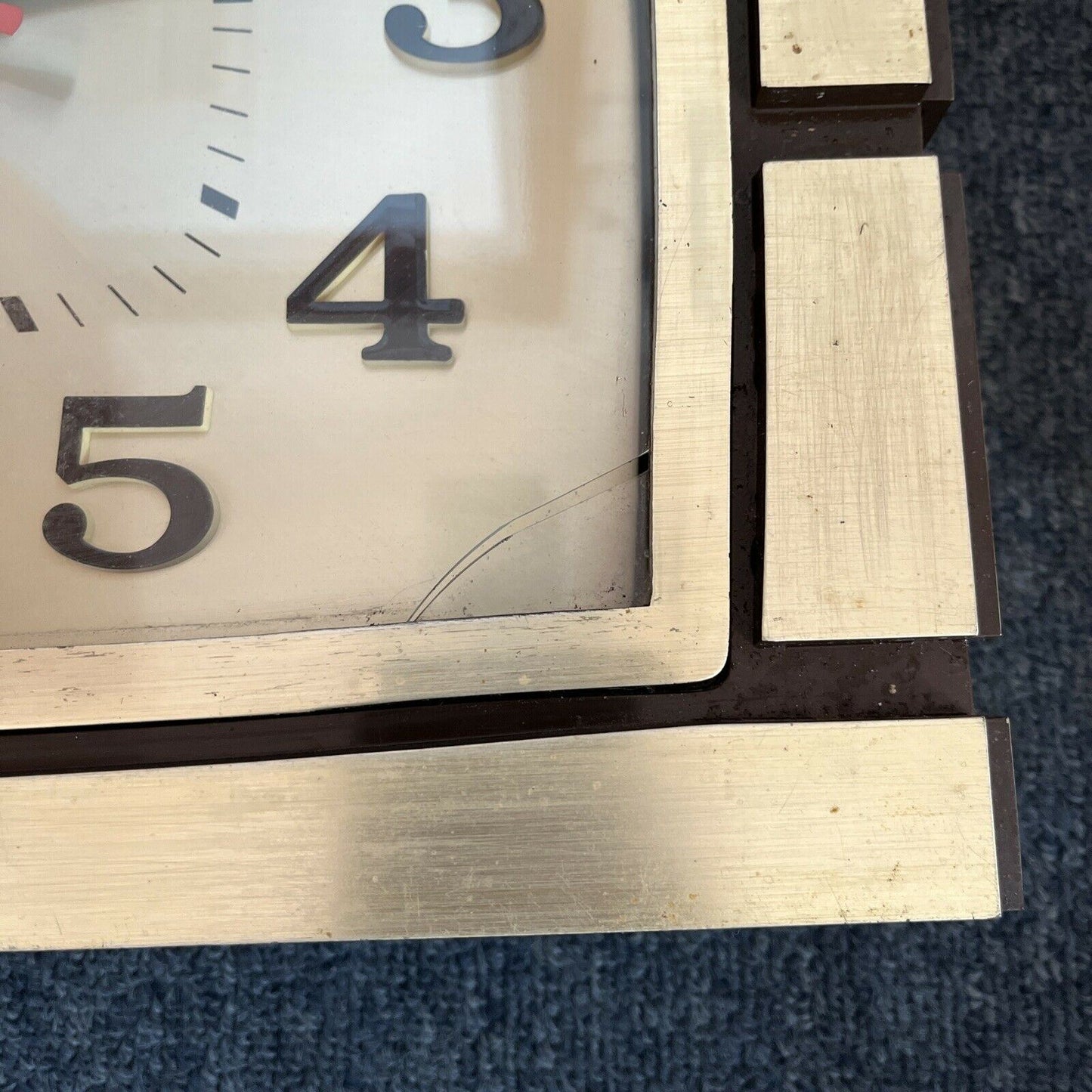 Copal quartz wall clock 28.5 X 33.5cm Small Crack Right Hand Corner