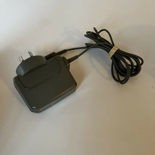 Genuine Official Nintendo DS lite Charger USG-002(AUS) Power Supply