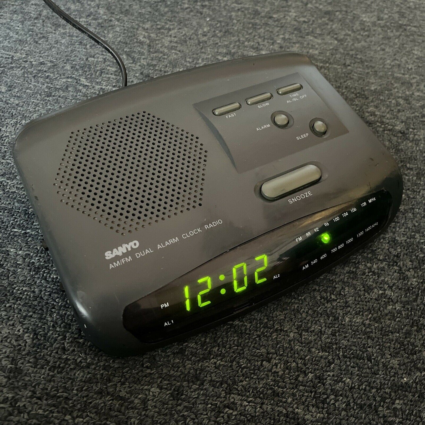 Sanyo Alarm Clock Radio RM6023