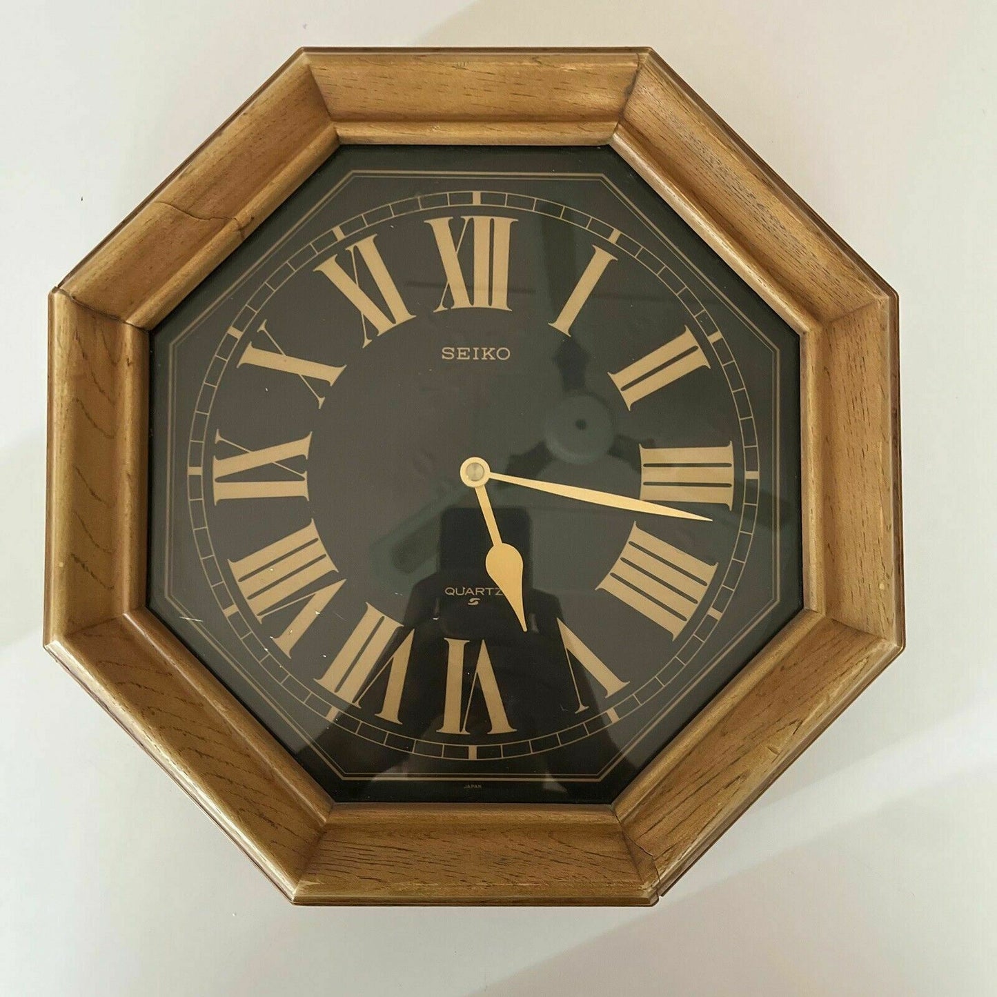 3 wall clocks