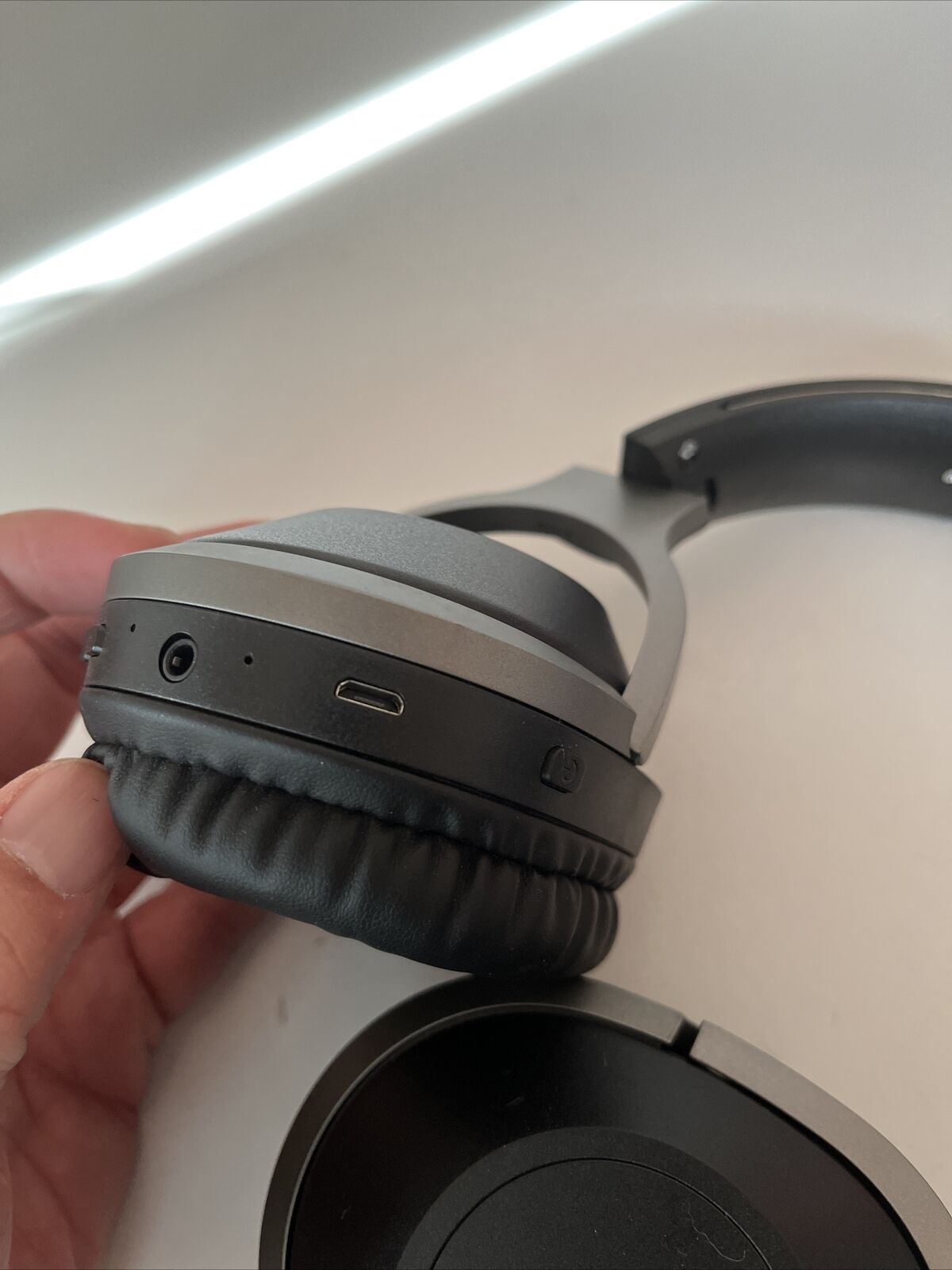 Liquid Ears Wireless Over-Ear Headphones Bluetooth - Black