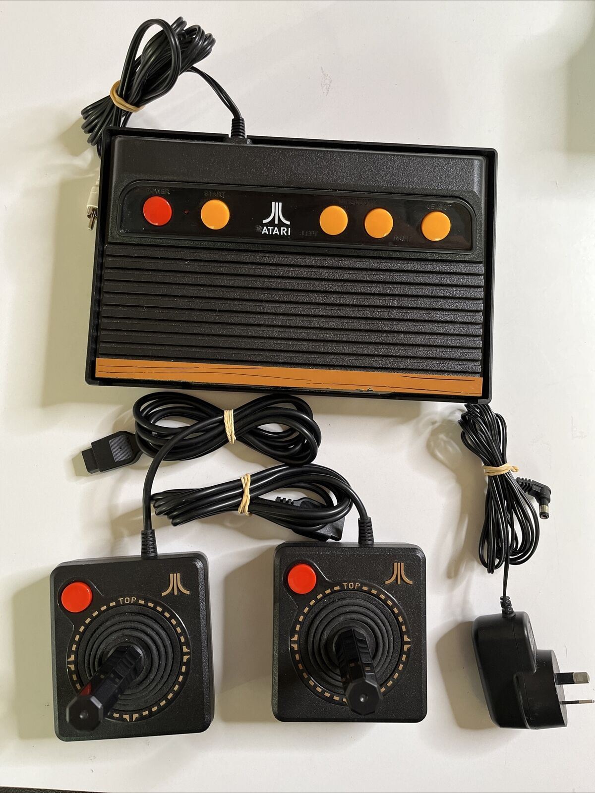 Atari Flashback 8 Video Game Console With Over 100 Games Inbuilt