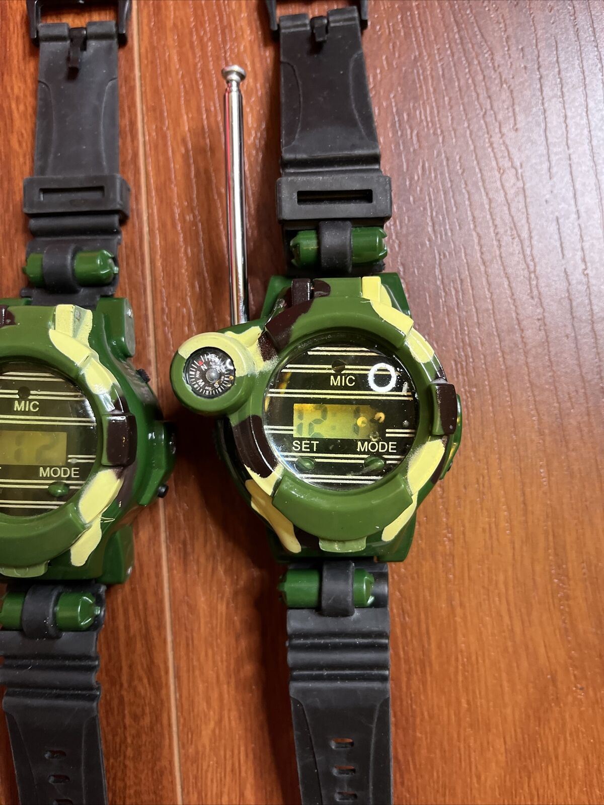 2x Walkie Talkie Watch