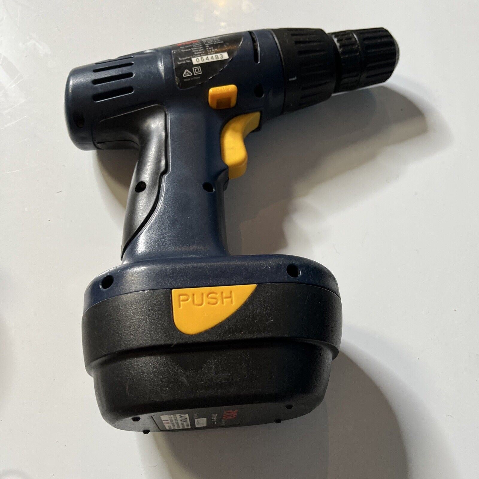 Ryobi Command Force Ryobi 12 Volt Cordless Drill Model CBD1215VRK with 2 Batteries & Charg ...