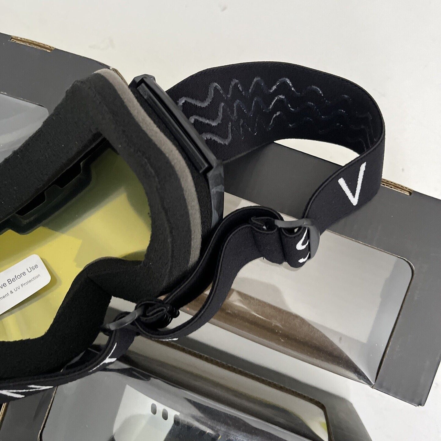 4x SVNT5 Performance Snow Goggle for Skiers & Boarders Anti Fog NEW