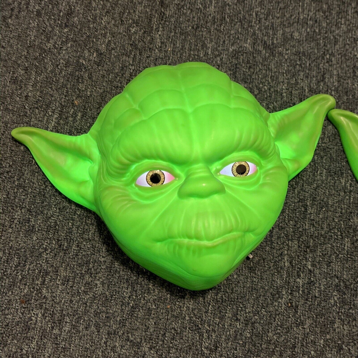 2x Star Wars Yoda Light Up Head  3D Deco LED Wall Light 3D Light FX