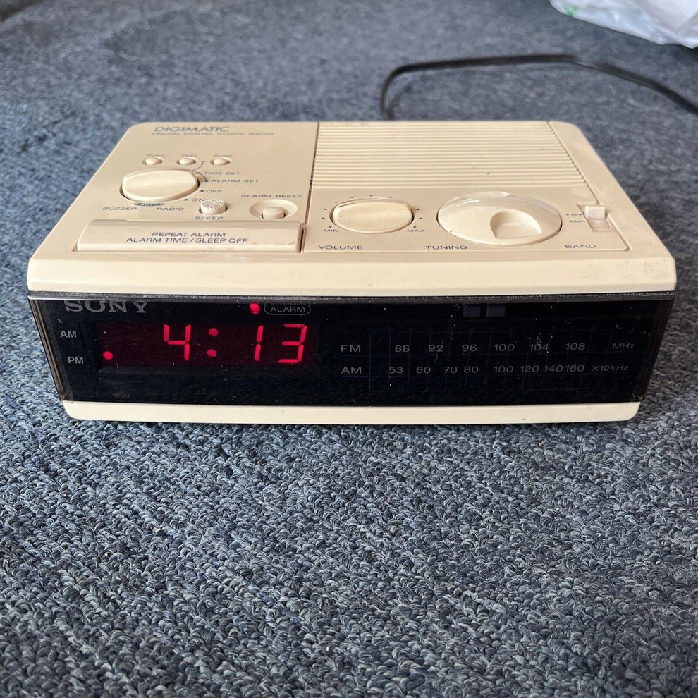 Vintage Sony Digimatic FM/AM Digital Clock Alarm Radio ICF-C3W 80's ...