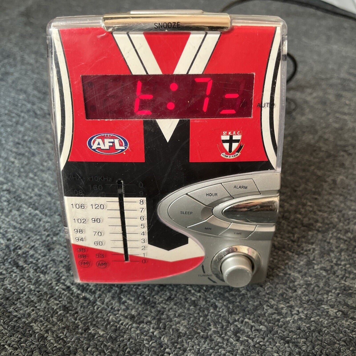 AFL St Kilda LED Alarm Clock Radio  RC-912