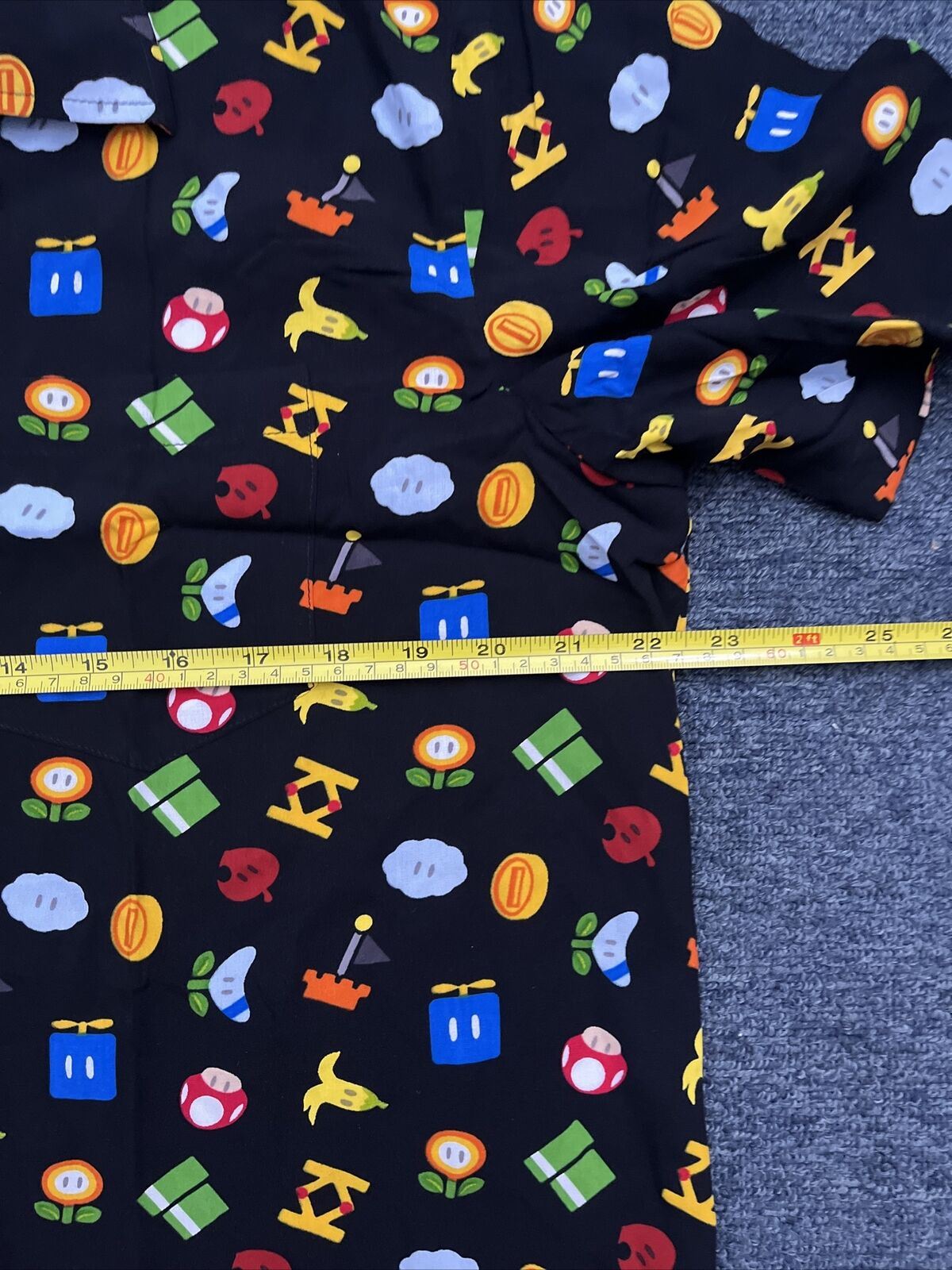 Official Nintendo Super Mario Symbols Shirt Large L Short Sleeve