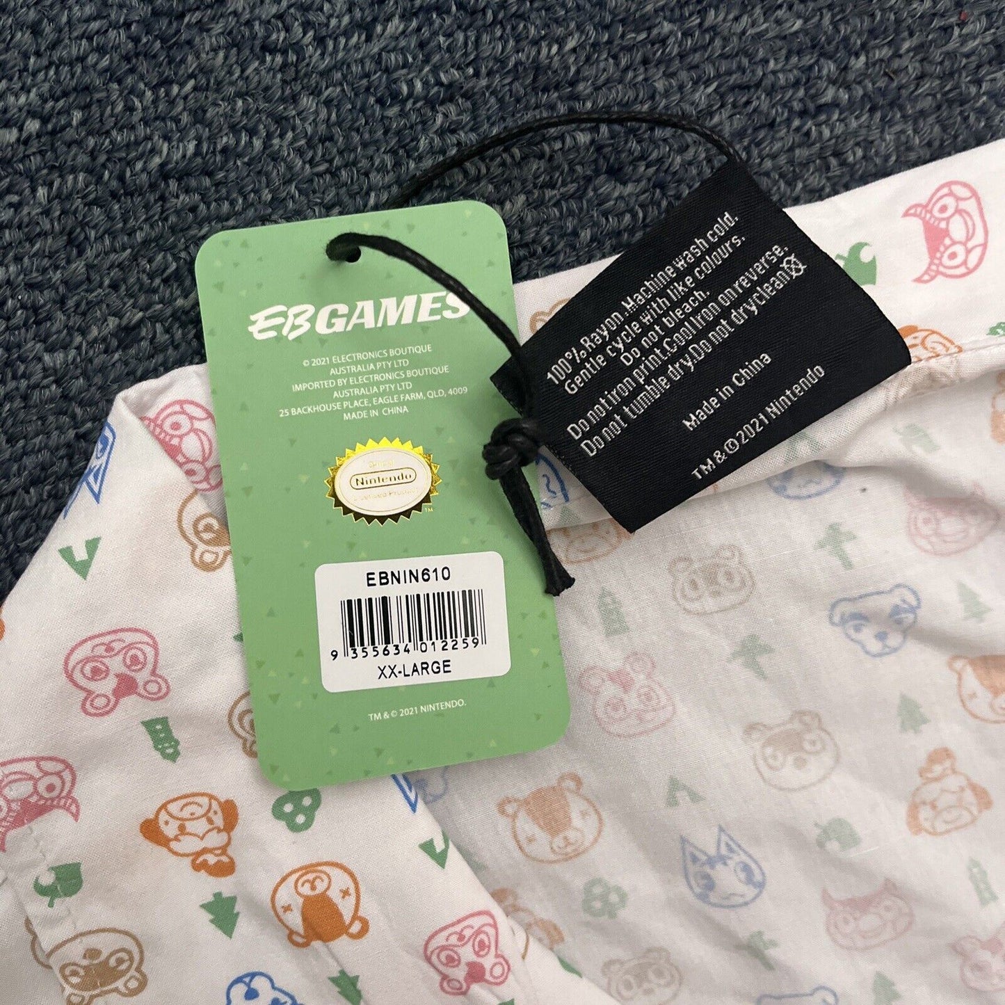 Official Nintendo Animal Crossing Shirt XX Large  NEW