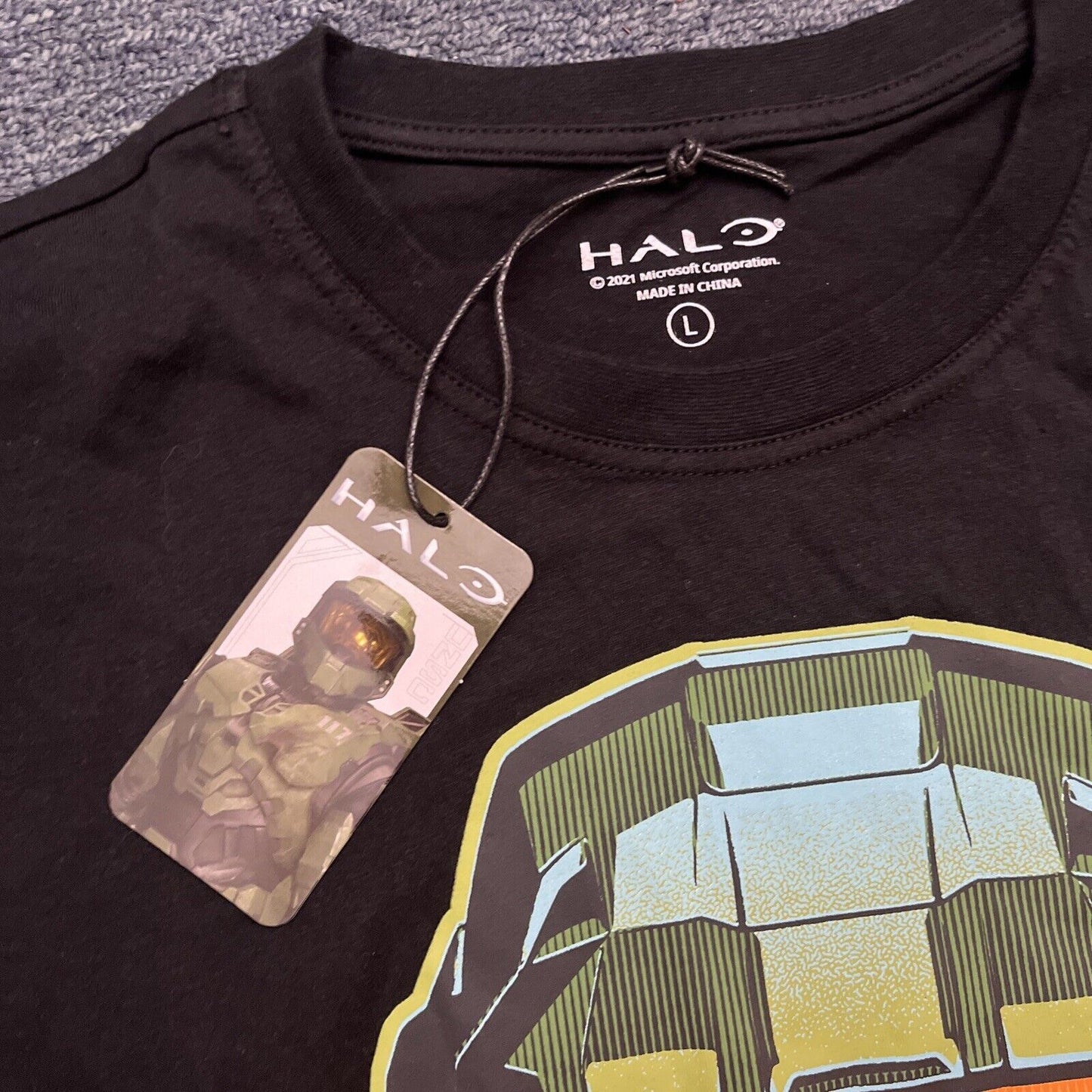 Official Halo Master Chief Helmet T-Shirt Black Large  NEW