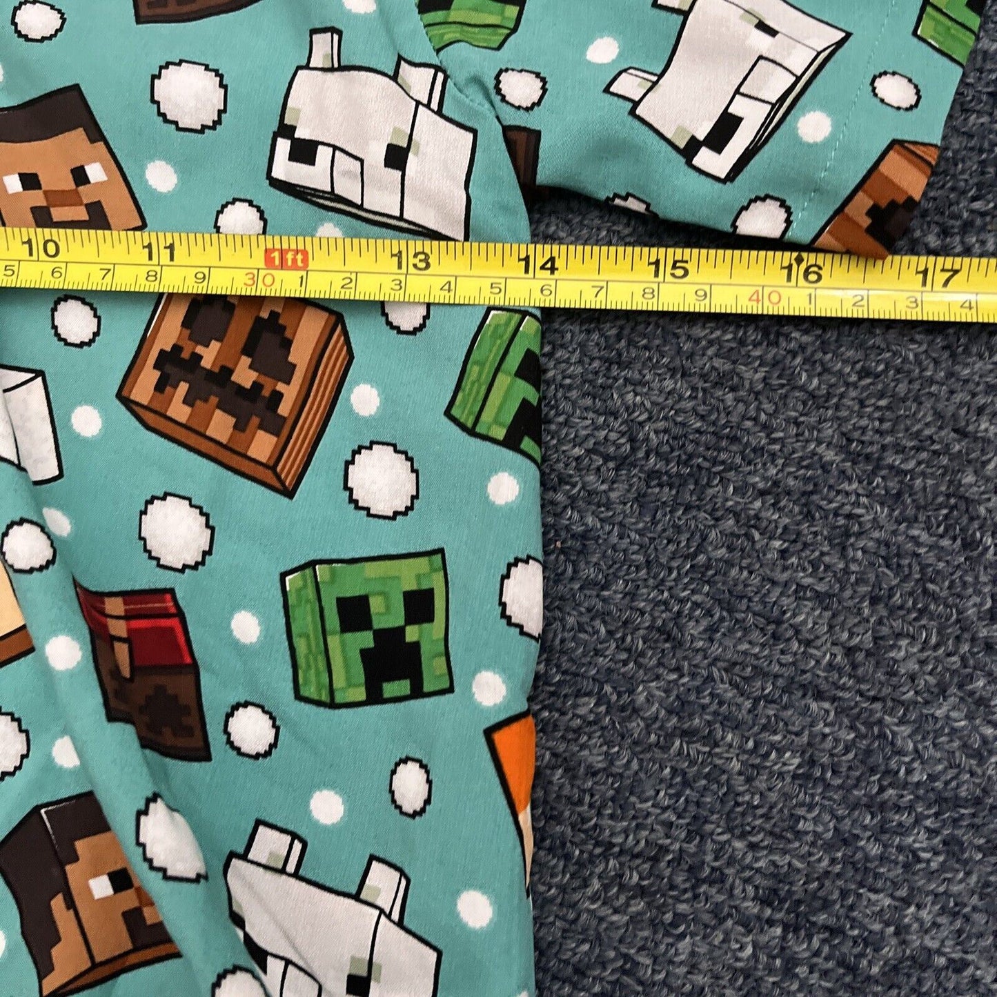 Official Minecraft - Christmas Print Short-Sleeve Kid's T-Shirt Size 6  NEW