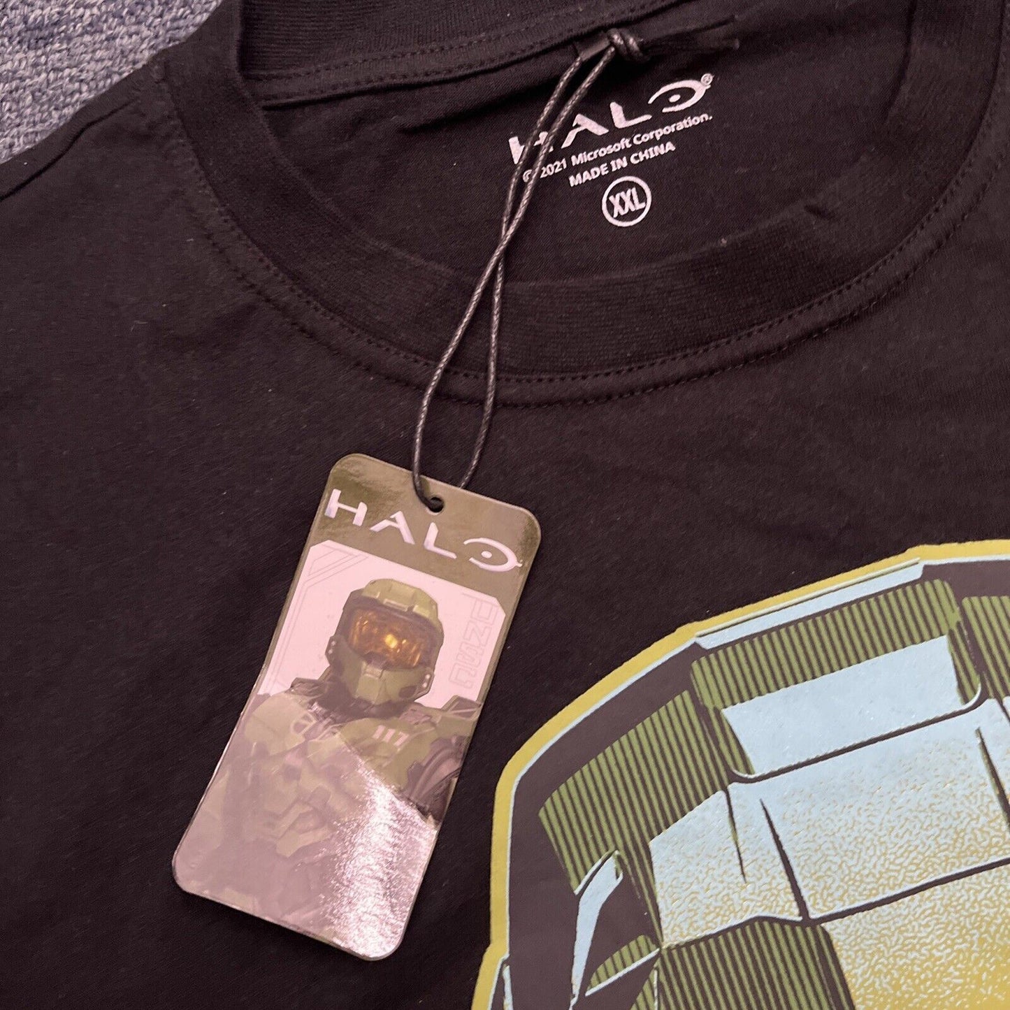 Official Halo Master Chief Black Shirt XXL  NEW