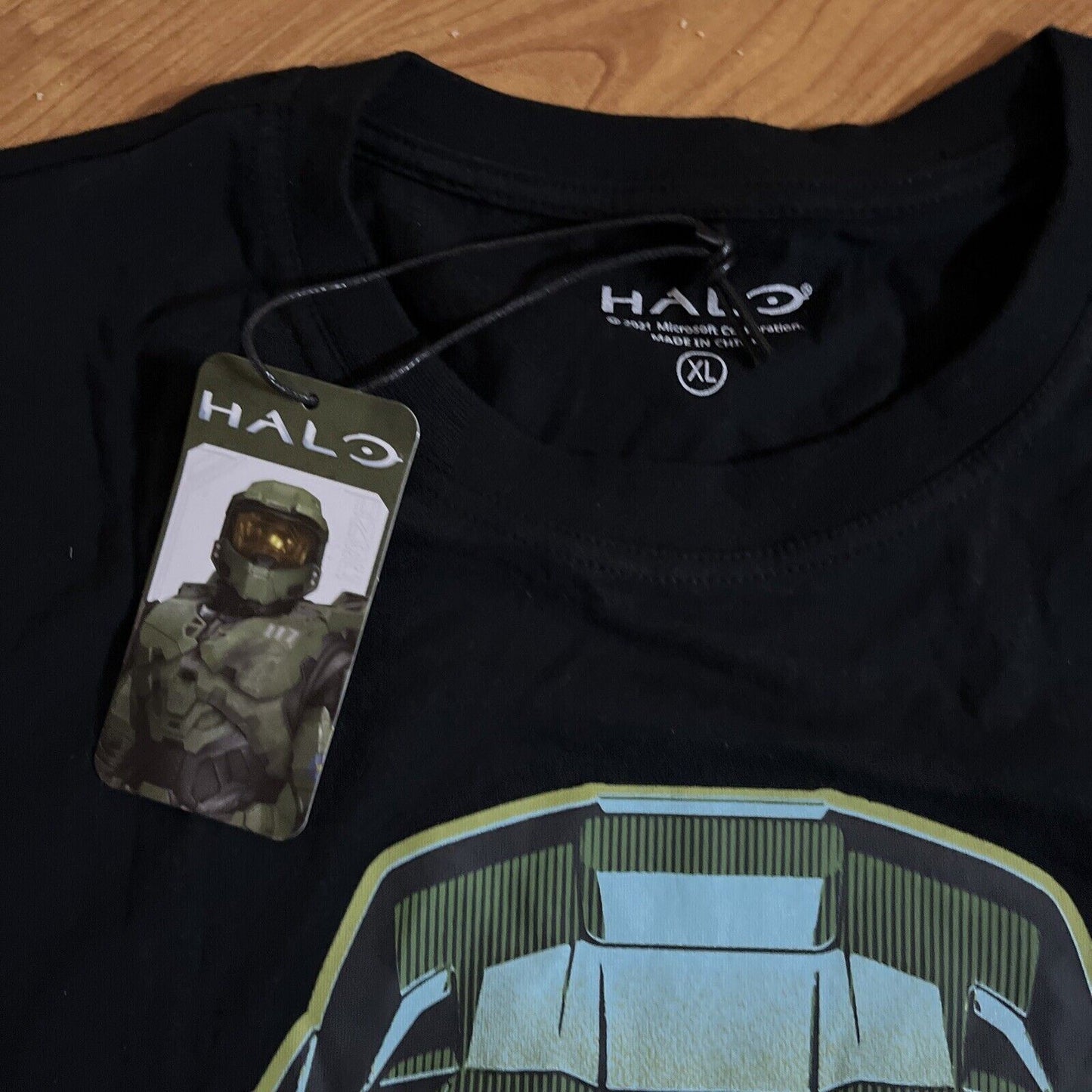 Official Halo Master Chief Shirt X Large NEW