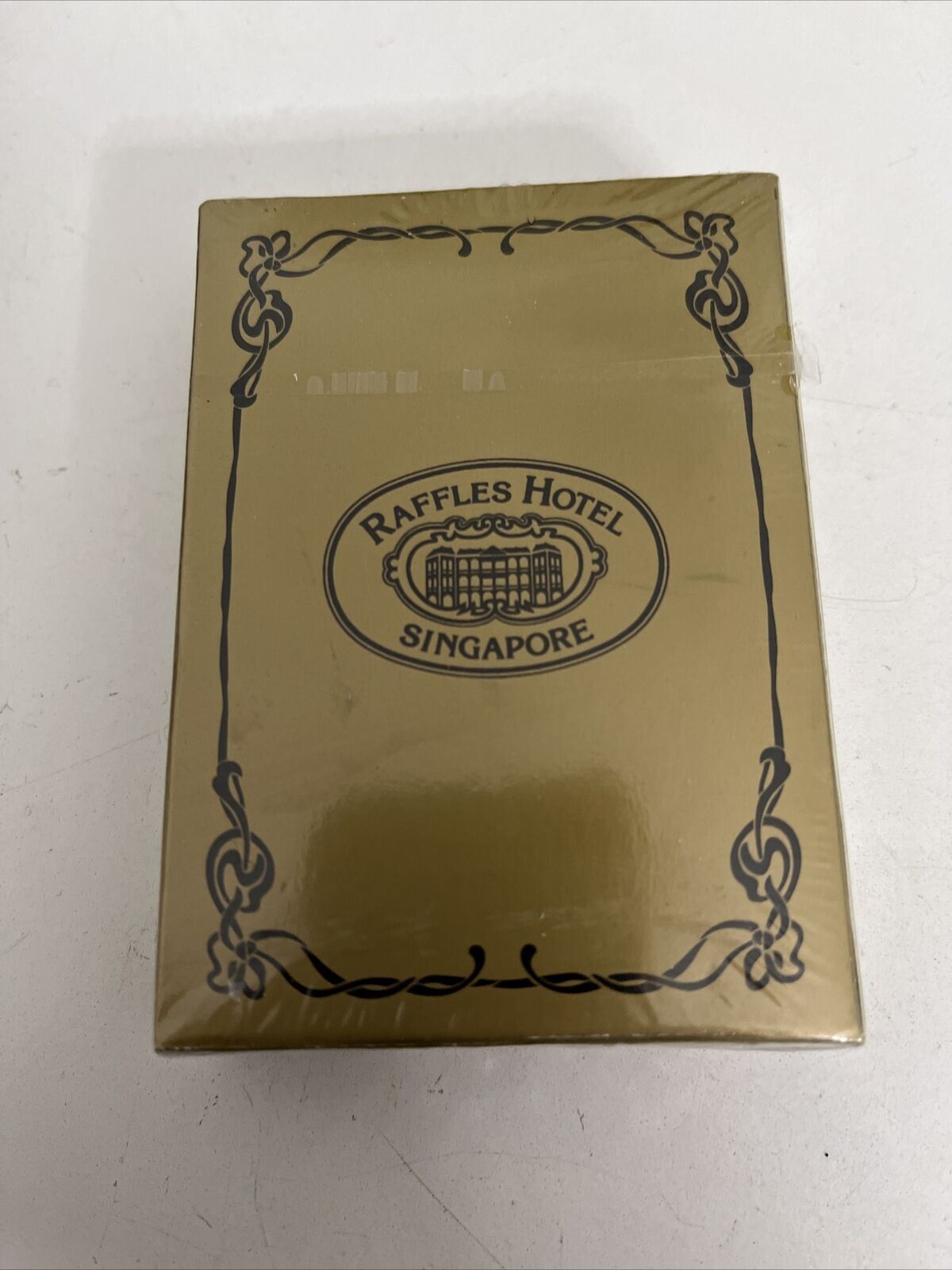 *New Sealed * Raffles Hotel Singapore Collectable Playing Cards