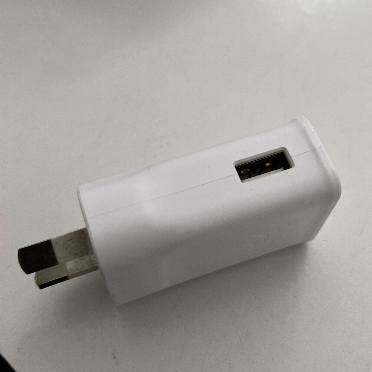 Genuine Samsung Travel Adapter USB EP-TA200