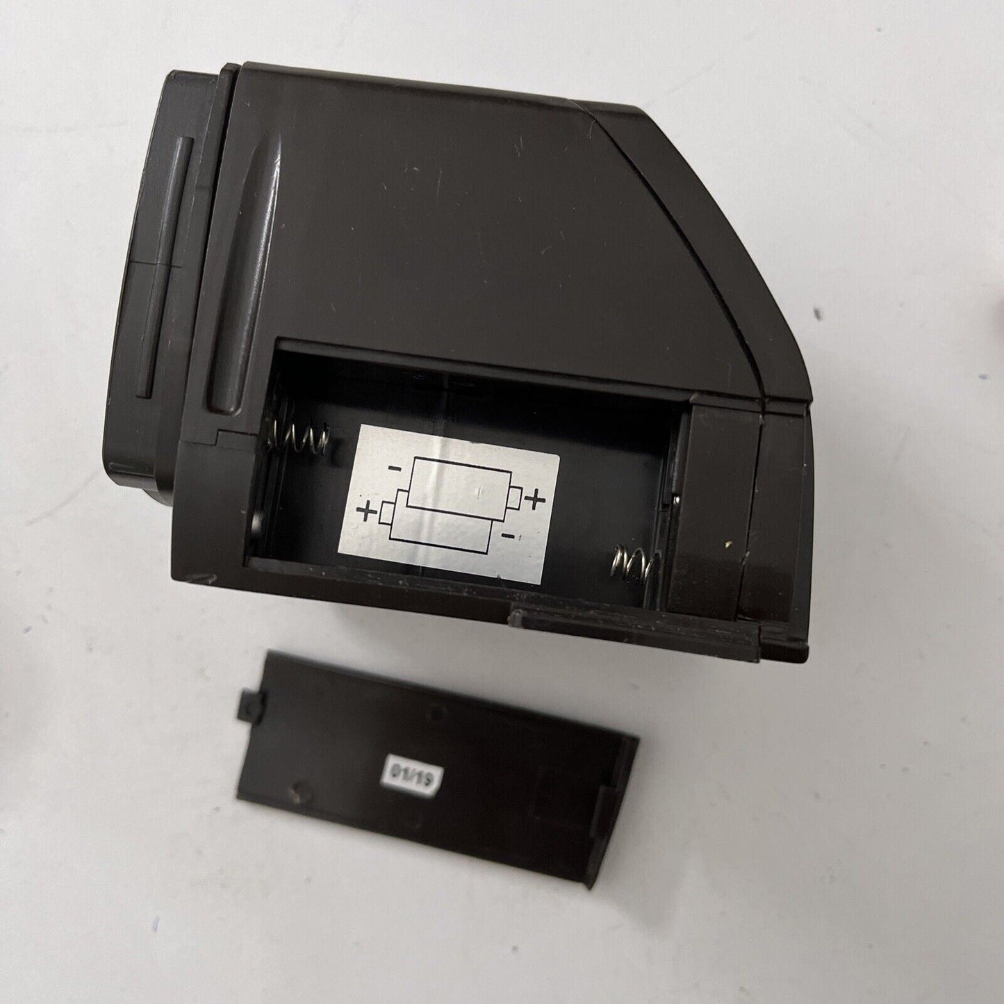 Aqua One Automatic Fish Feeder *missing container but in working order