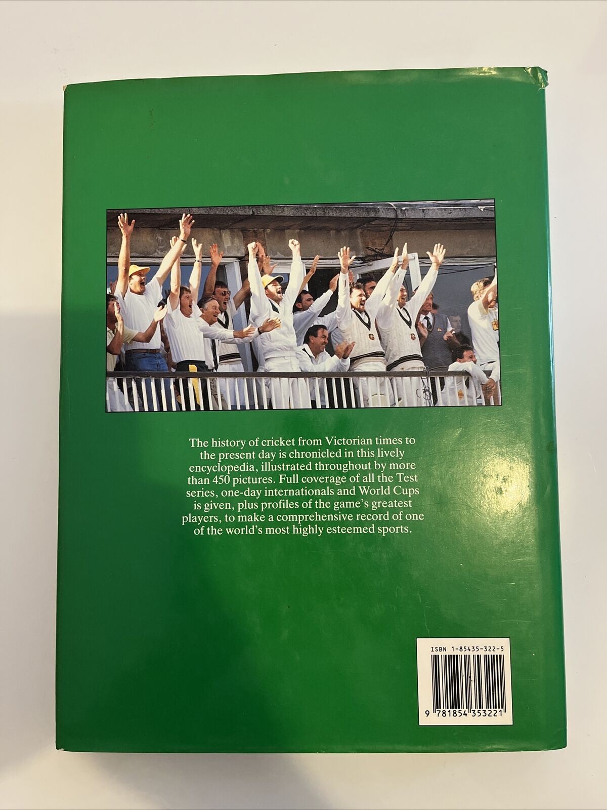 The Illustrated Encyclopedia of World Cricket by Peter Arnold 1st ed