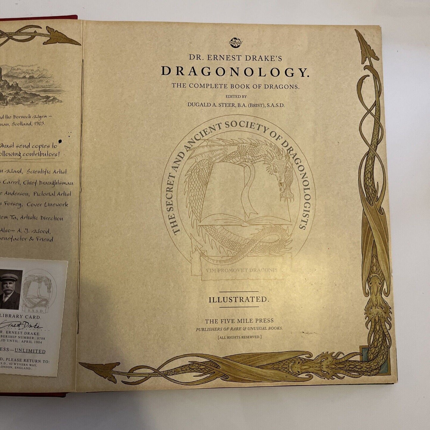 Dragonology - The Complete Book of Dragons by Drake. E. Dr (Hardcover, 2003)