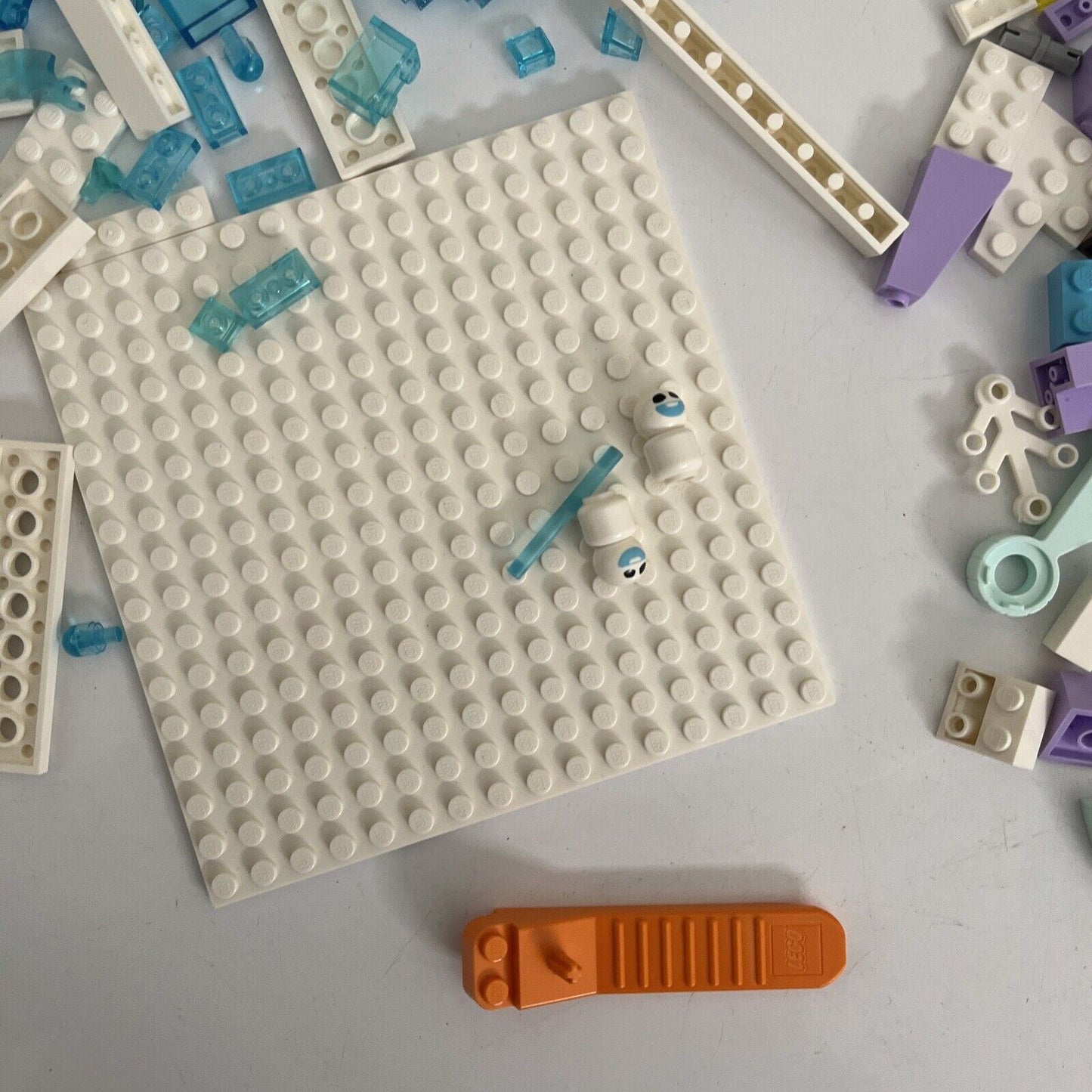 Bulk Genuine LEGO Frozen Pieces 600g