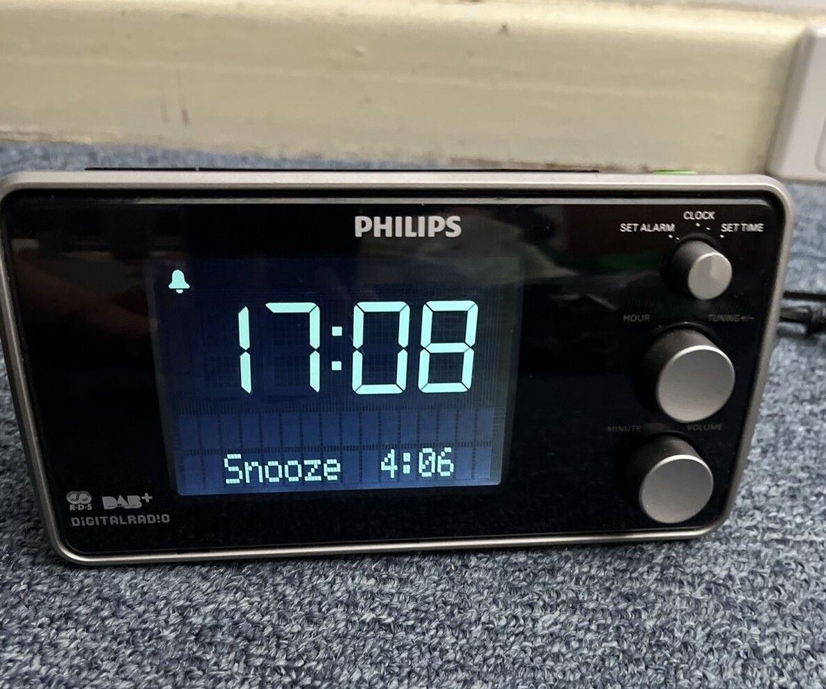 Philips Digital DAB+ Radio Alarm Clock  AJB3552/79