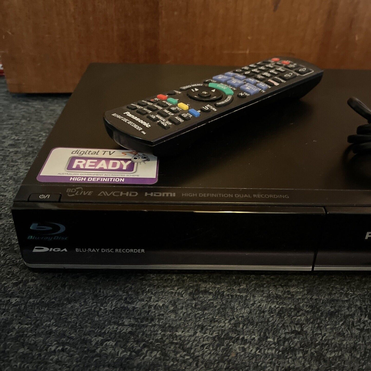 Panasonic DMR-BW880 HD Dual Recording Blu-ray Disc Recorder 500GB