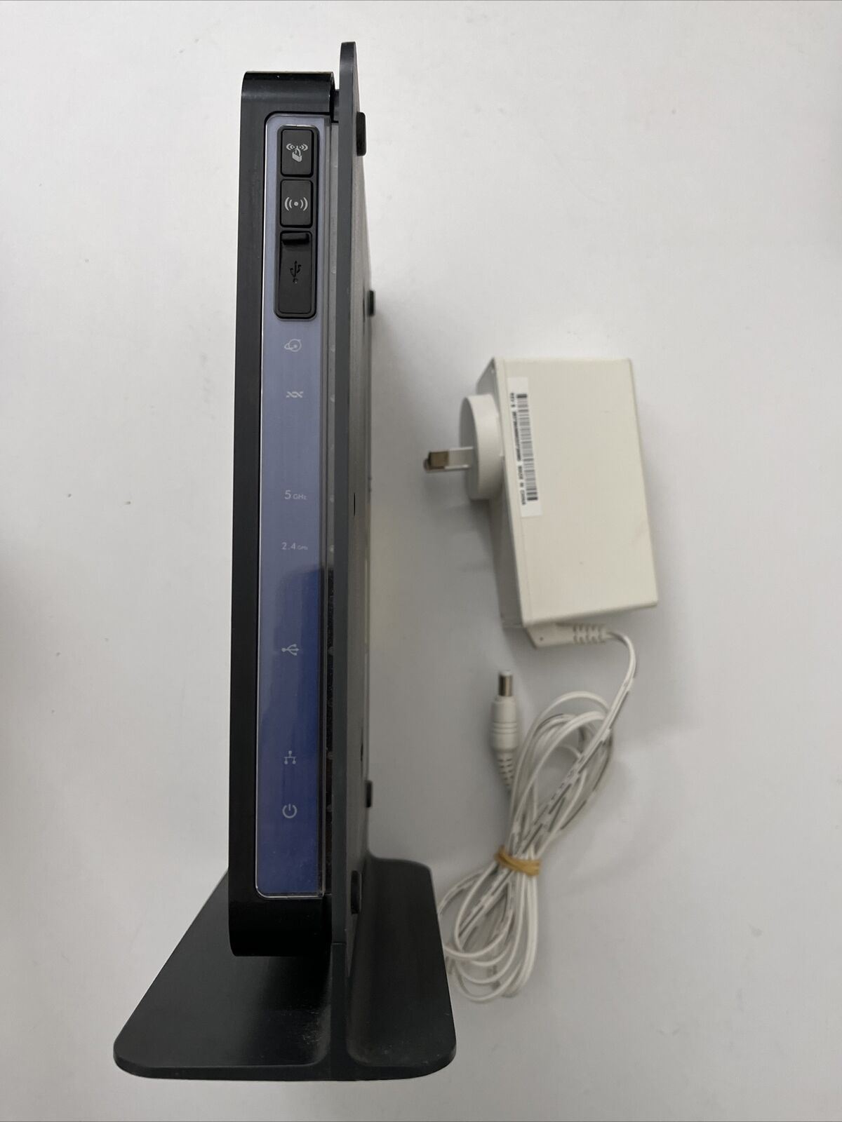 Netgear N600 Wireless Dual Band Gigabit Modem Router ADSL2+ DGND3700v2 ...