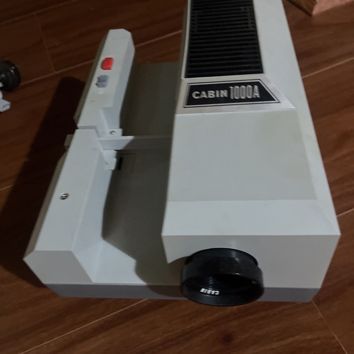 Cabin 1000A 35mm Slide Projector with 2x Slide Magazine