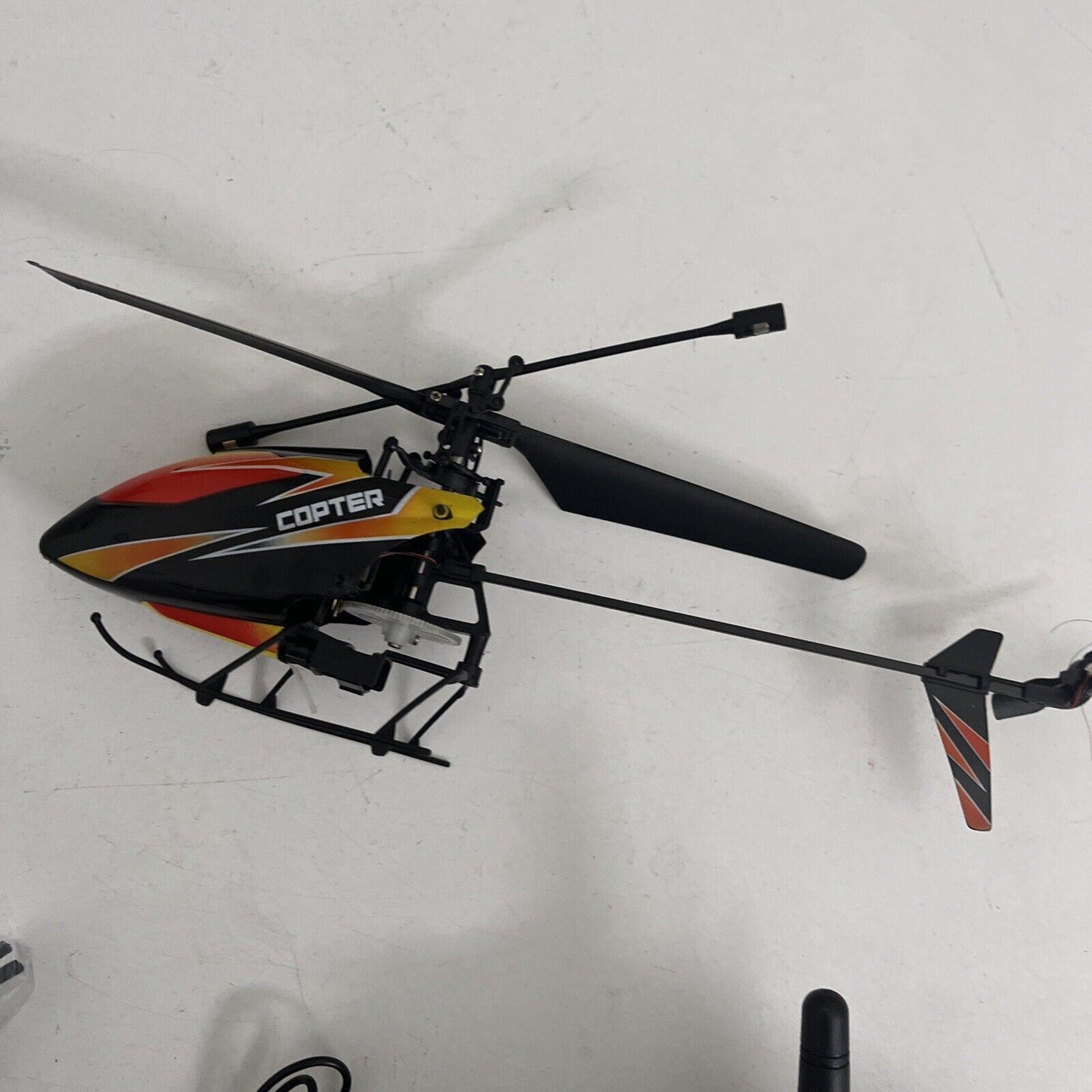 WLtoys Copter Micro Series Helicopter V911 *For parts or repair