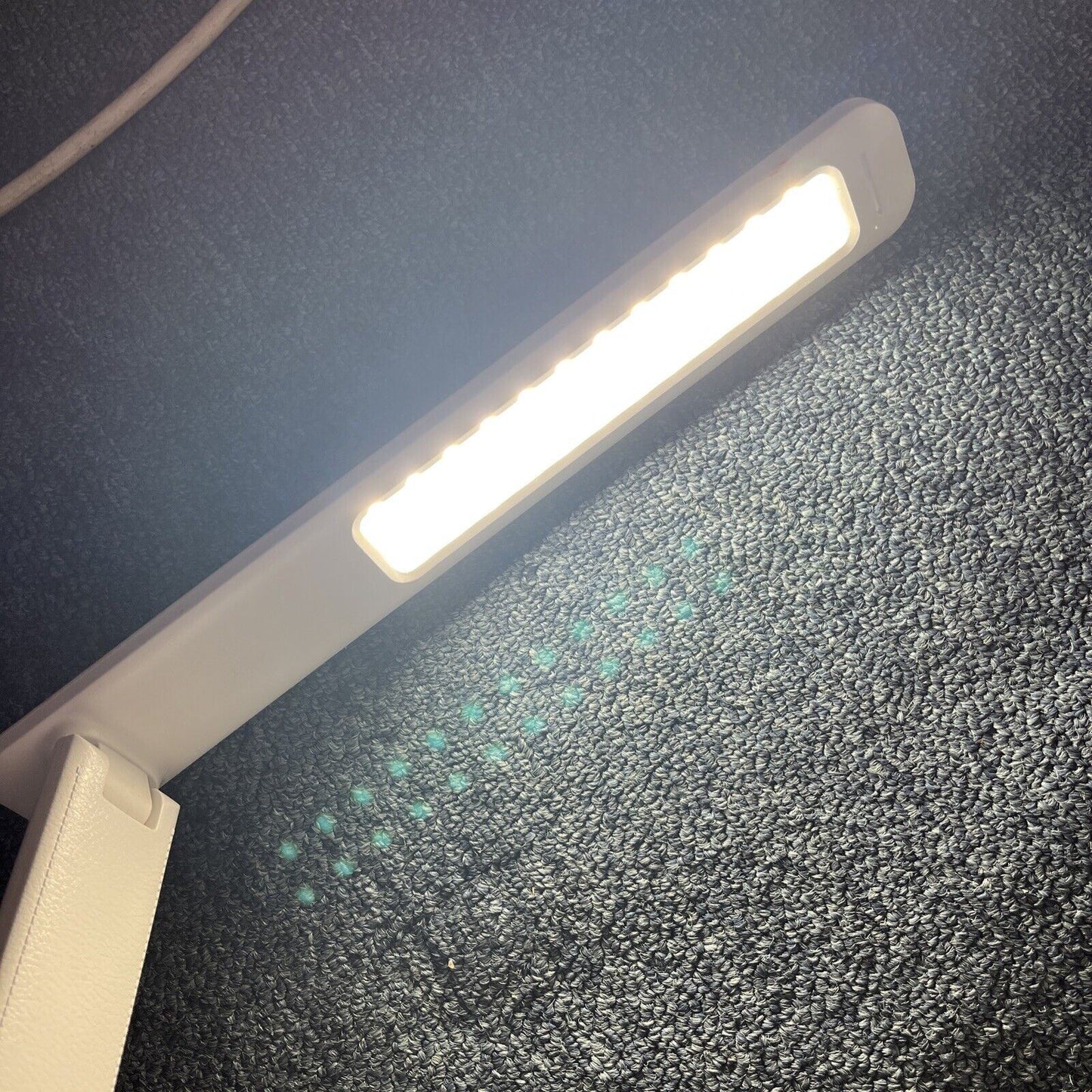 Ottlite Executive Desk Lamp with Wireless Qi Charger USB U13EQ Lamp Light Clock