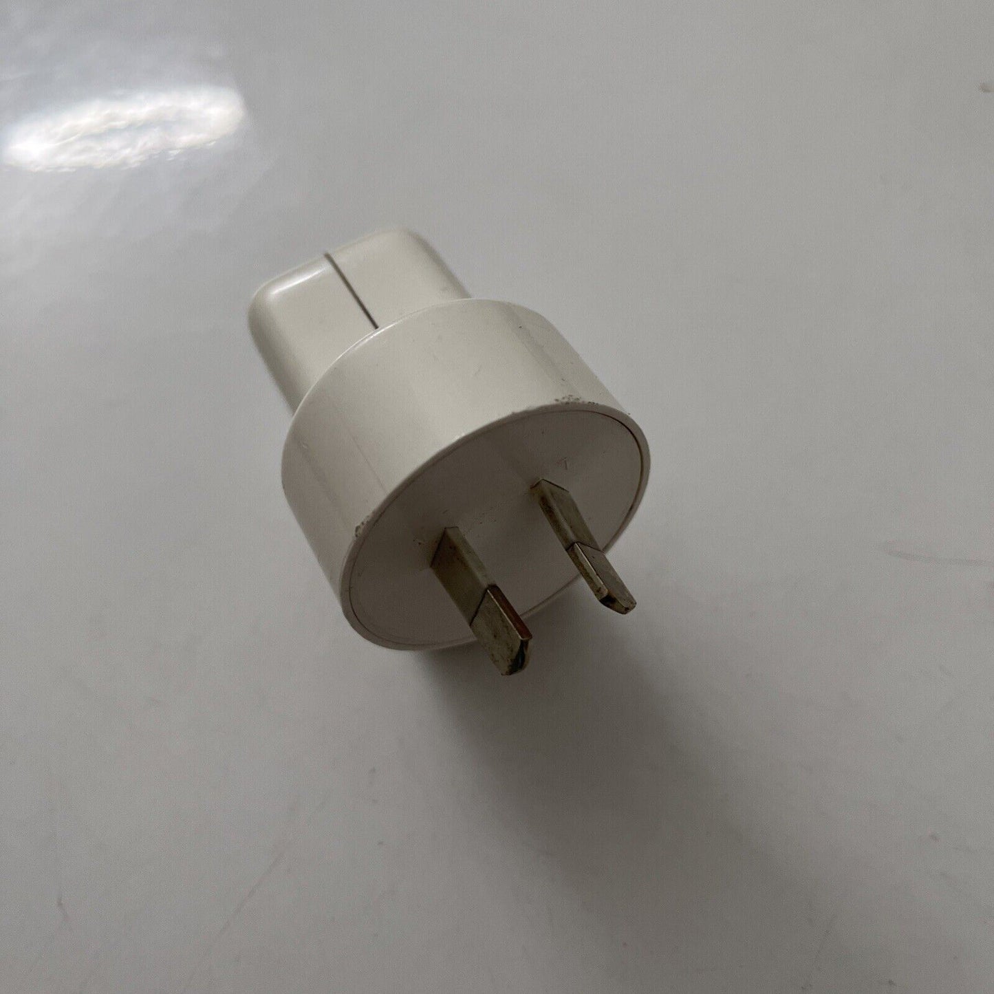 Genuine Apple iPod USB Power Adapter A1205