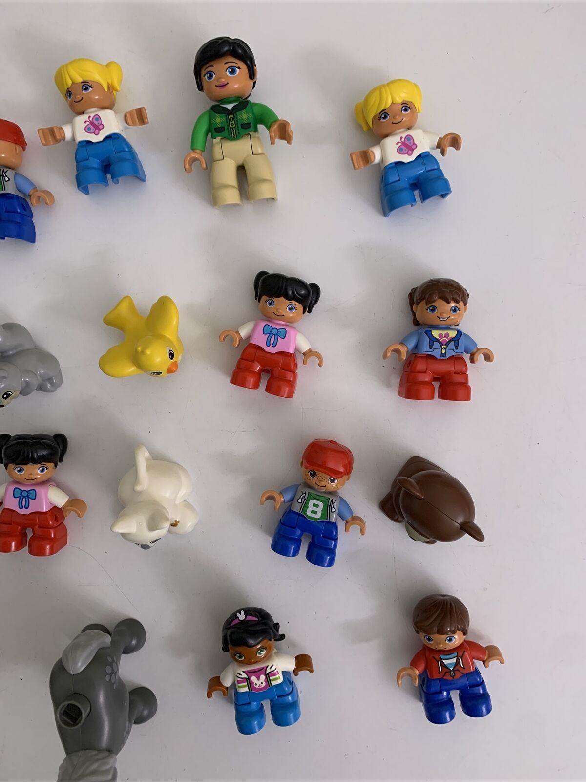 19x Lego Duplo Assorted Characters & Animals