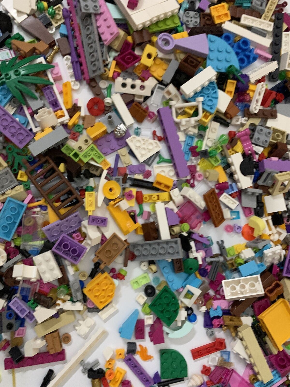 Genuine Lego Bulk Assorted 805g Mixed Variety Lot