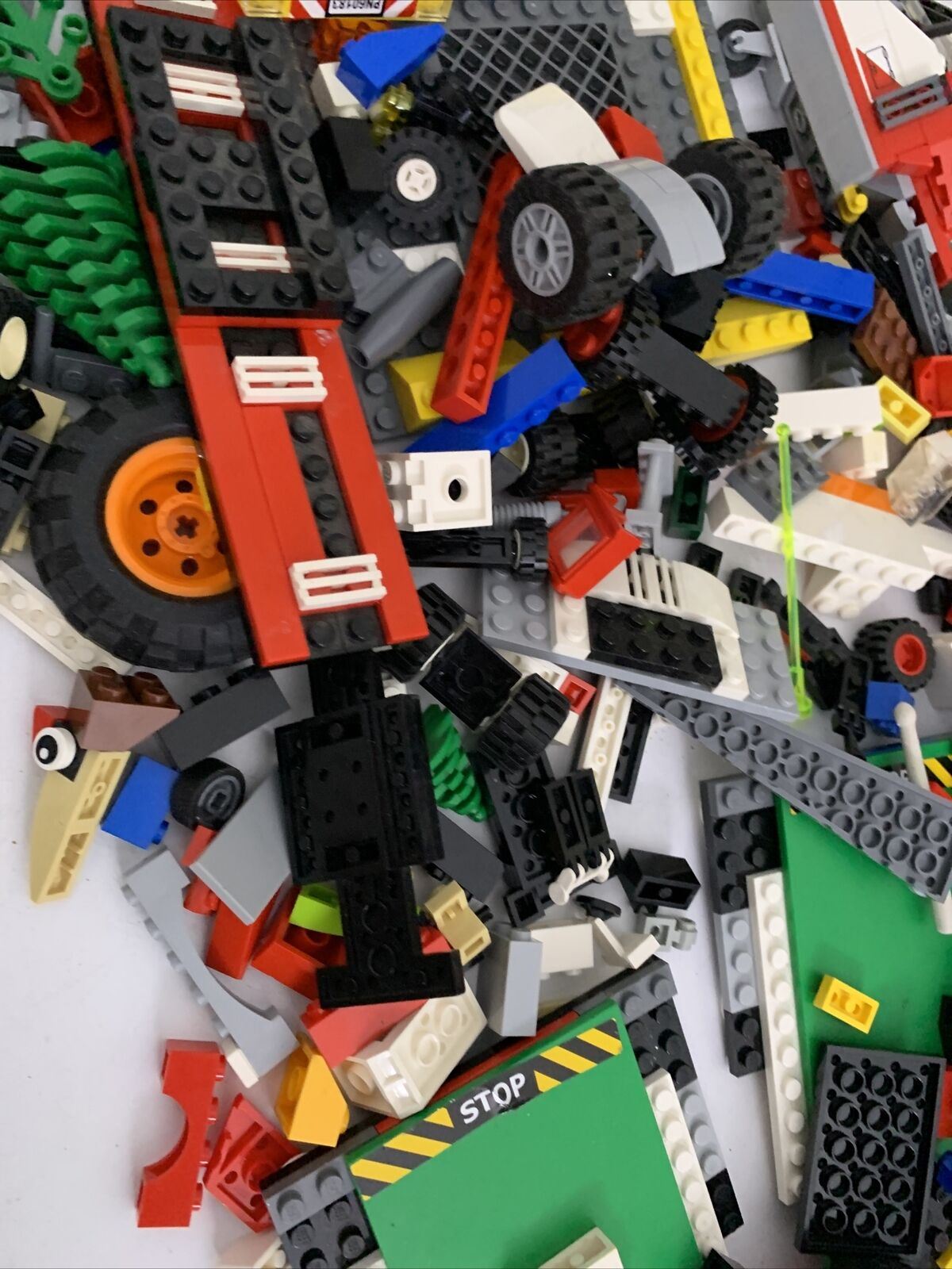 Lego Bulk Various Assorted Mix Wheels etc 1.04kg Genuine