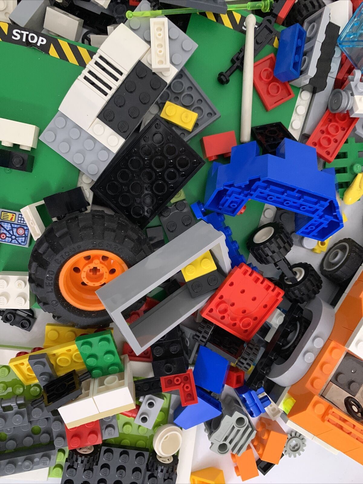 Lego Bulk Various Assorted Mix Wheels etc 1.04kg Genuine