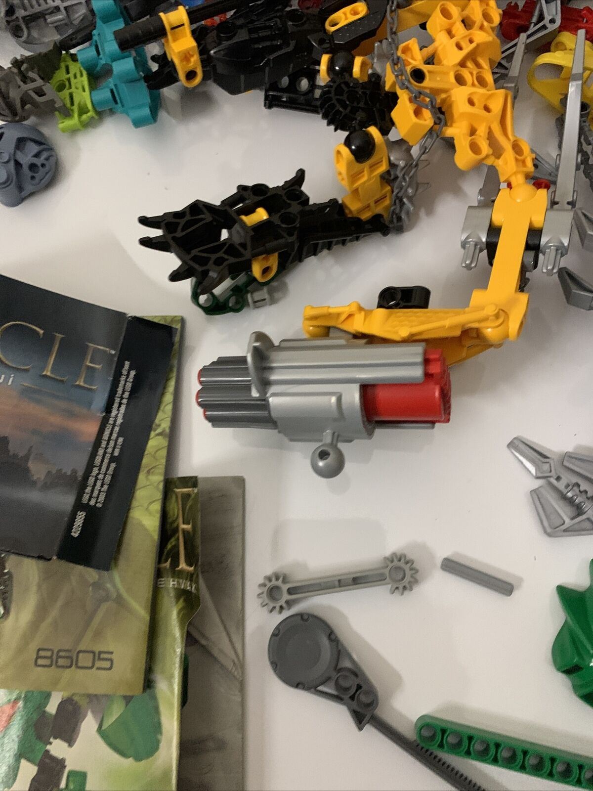 Lego Bionicle Bulk Variety Lot Swords Weapons Parts etc + Manual 975g