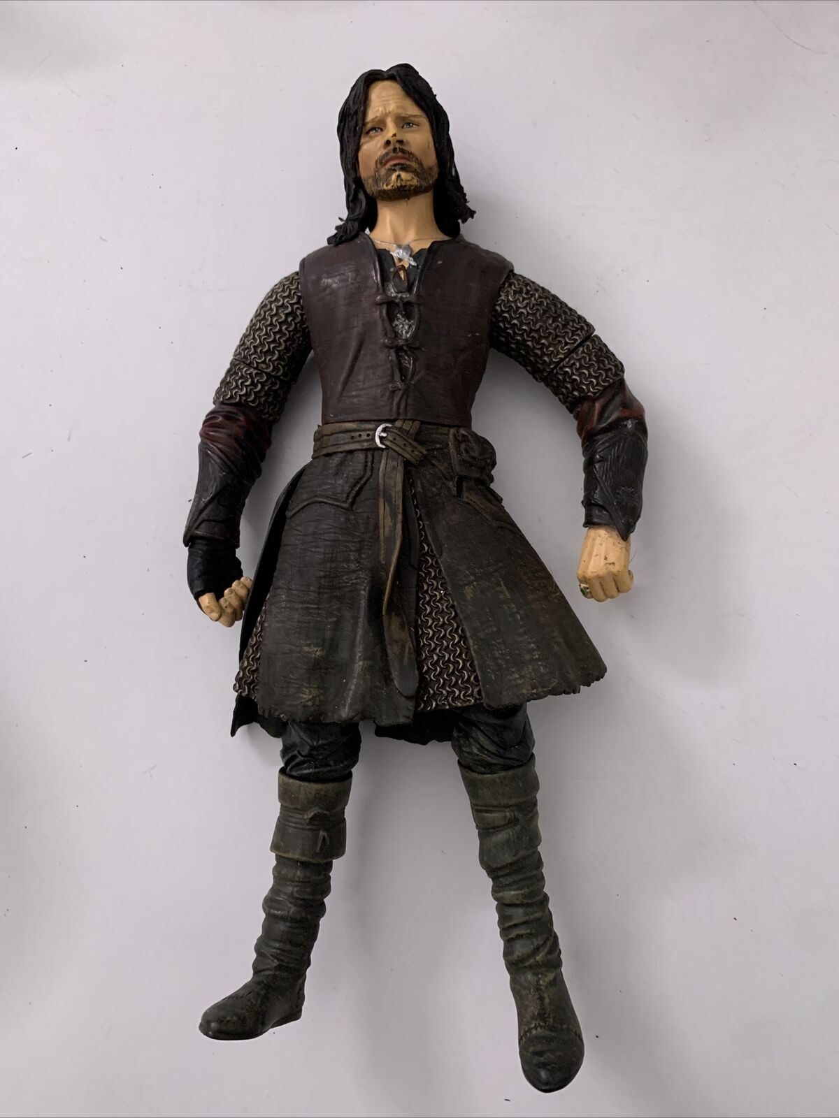 Aragorn Lord of the Rings 11 inch Action Figure Marvel NLP 2003