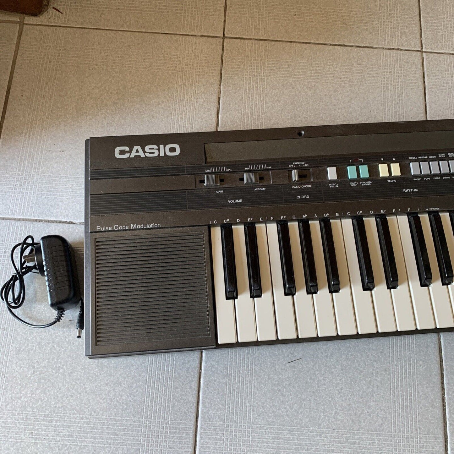 Vintage CASIO Casiotone CT-360 Keyboard 80's 49 Keys with Power Supply