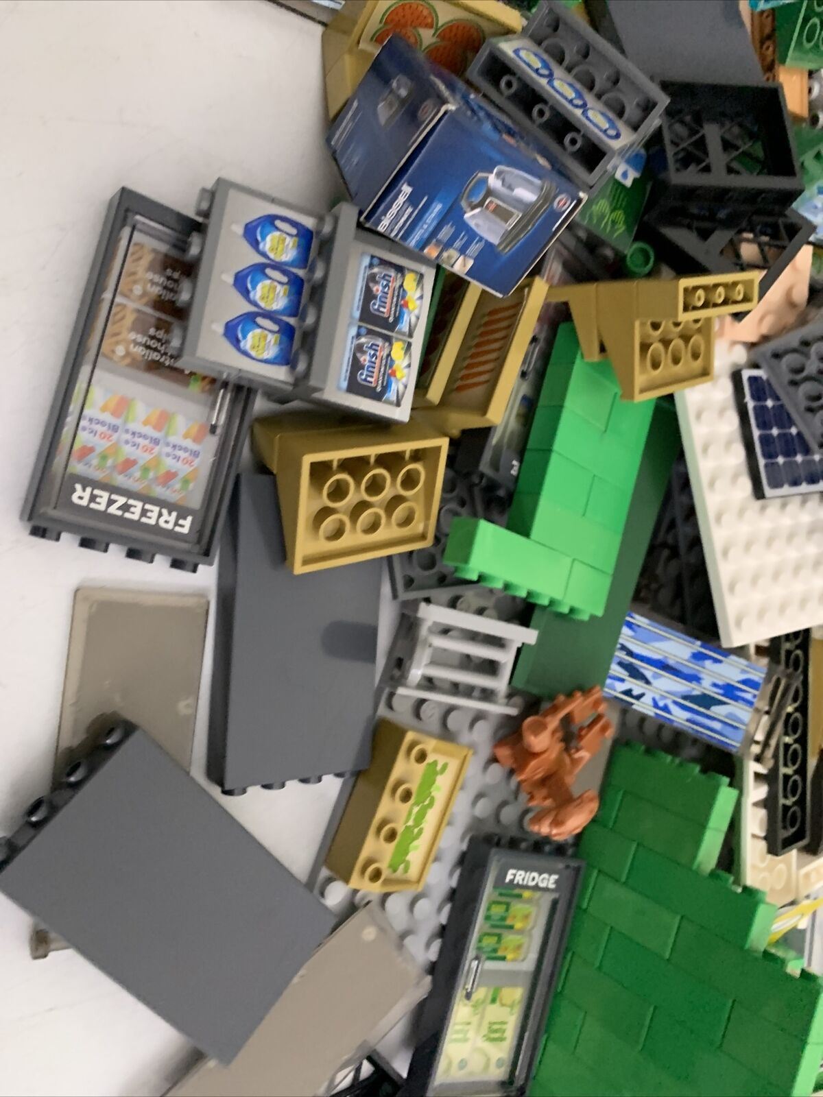 Bunnings Woolworths Assorted Variety Building Blocks Bulk 1.3kg