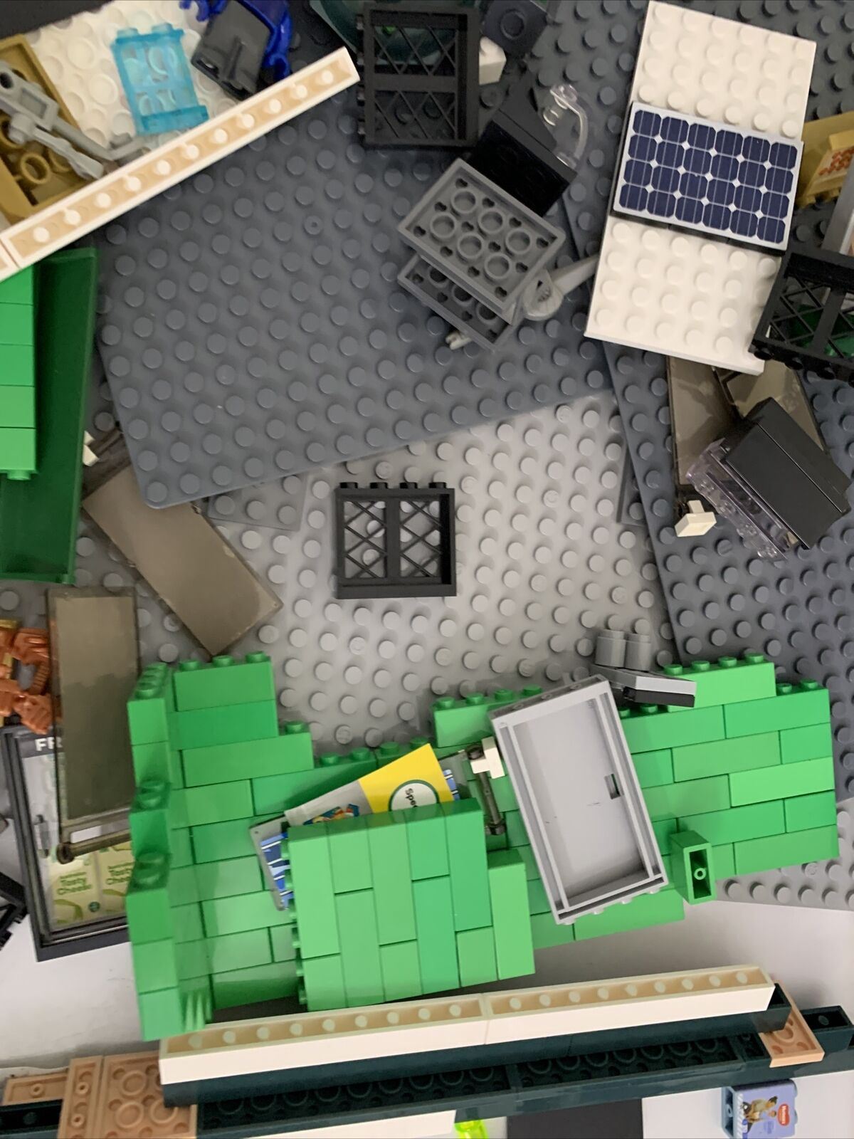 Bunnings Woolworths Assorted Variety Building Blocks Bulk 1.3kg