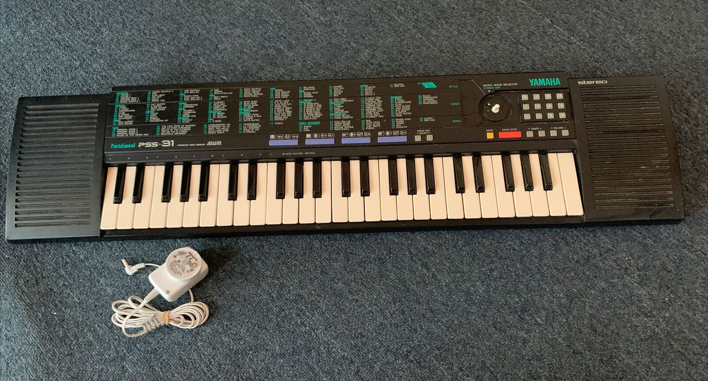 Vintage Yamaha PortaSound PSS-31 Electronic Keyboard 49 Keys 1992