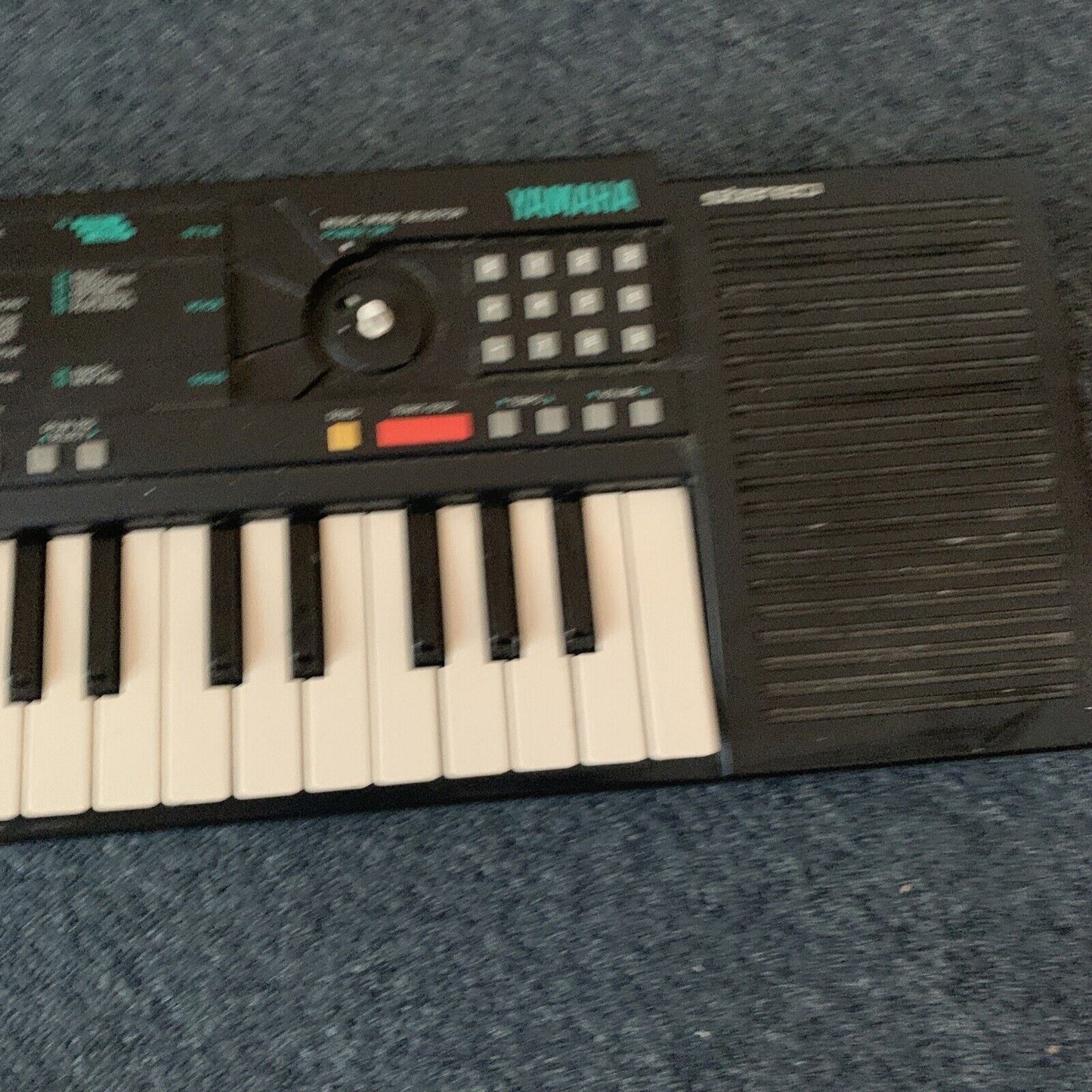 Vintage Yamaha PortaSound PSS-31 Electronic Keyboard 49 Keys 1992