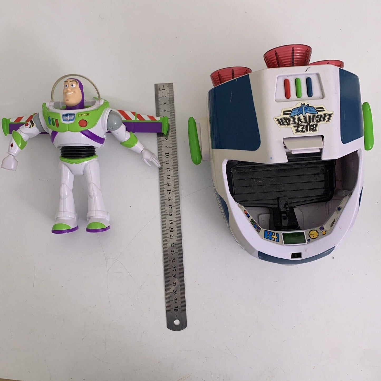 Disney Buzz Lightyear 2018 Mattel Moving Arms & Legs Talking Karate Chop + Ship