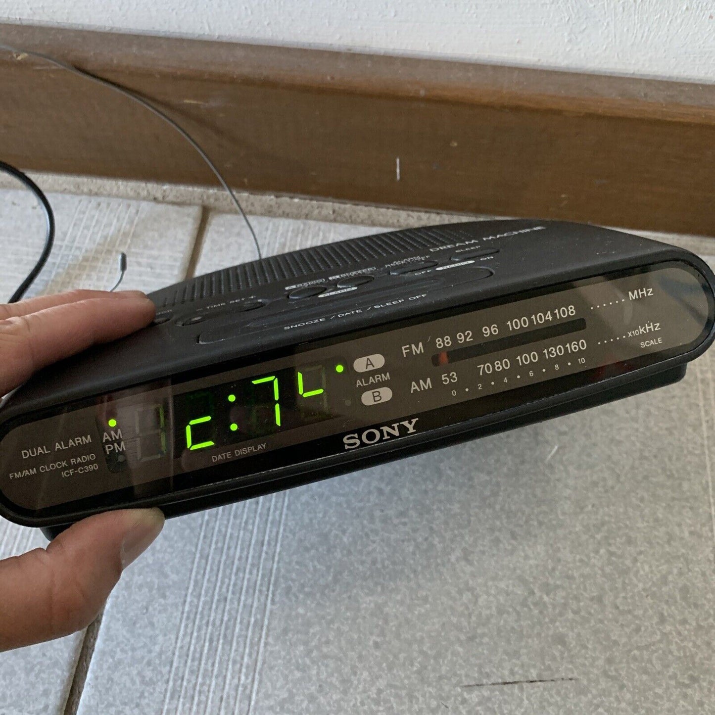 Sony Dream Machine Radio Alarm Clock  ICF-390