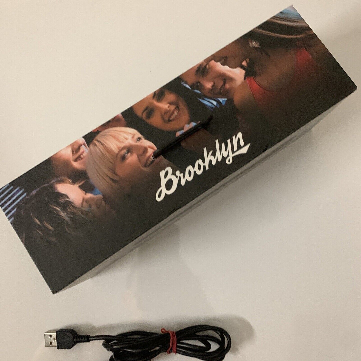 Brooklyn Wireless Karaoke Microphone Bluetooth for iOS Android