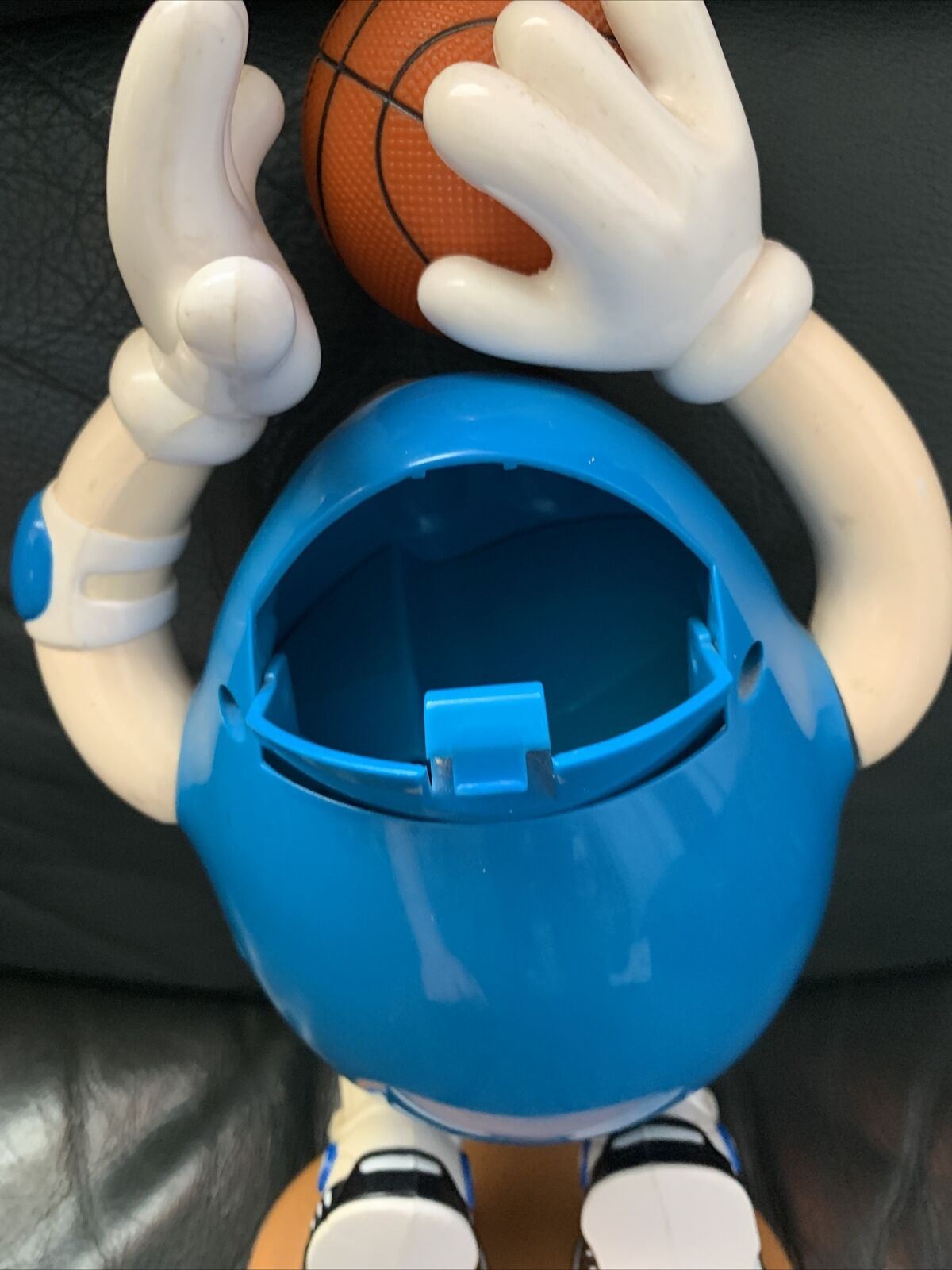 Vintage M&M Basketball Blue Peanut Dispenser Collectable Limited Edition