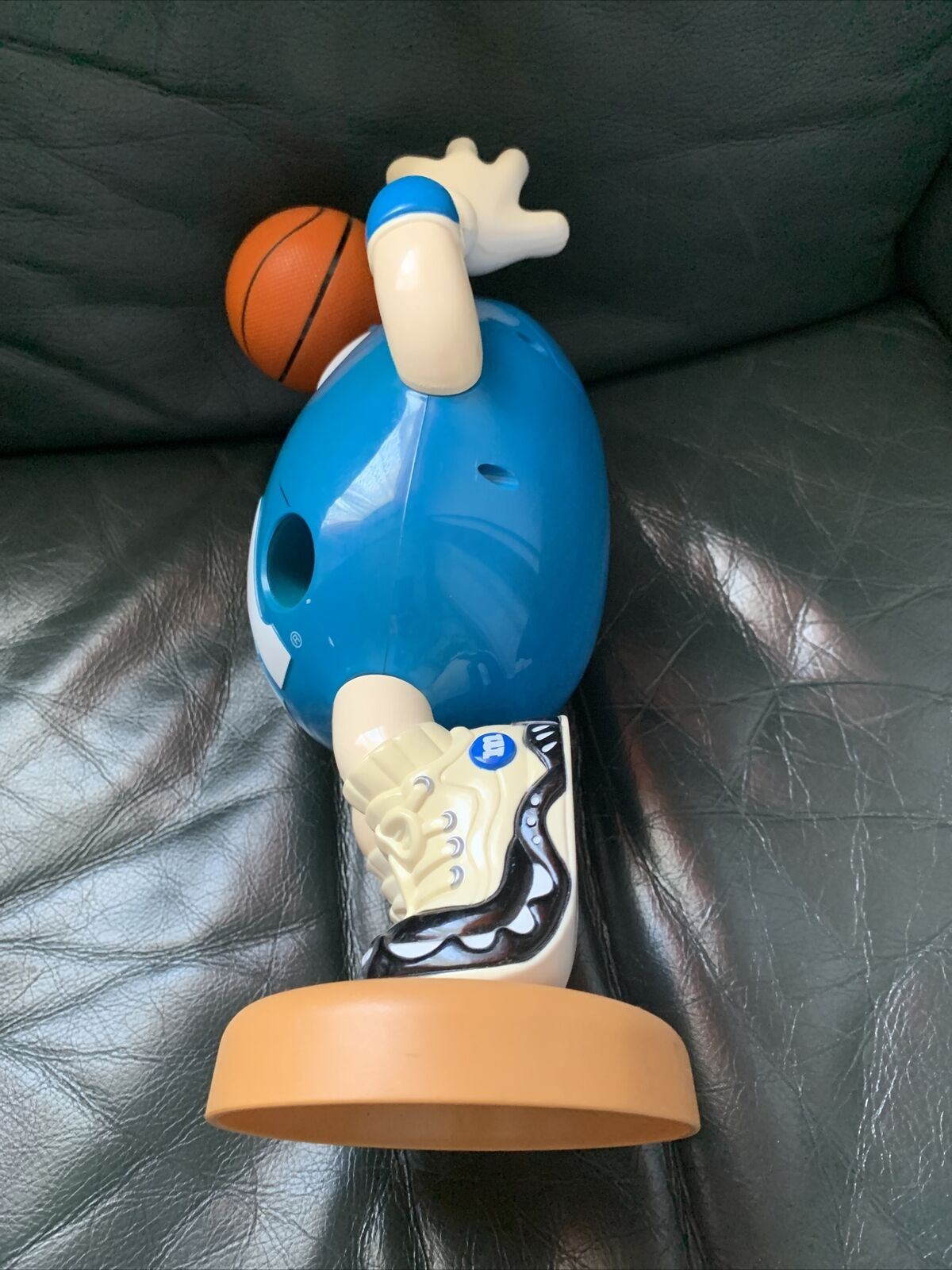 Vintage M&M Basketball Blue Peanut Dispenser Collectable Limited Edition