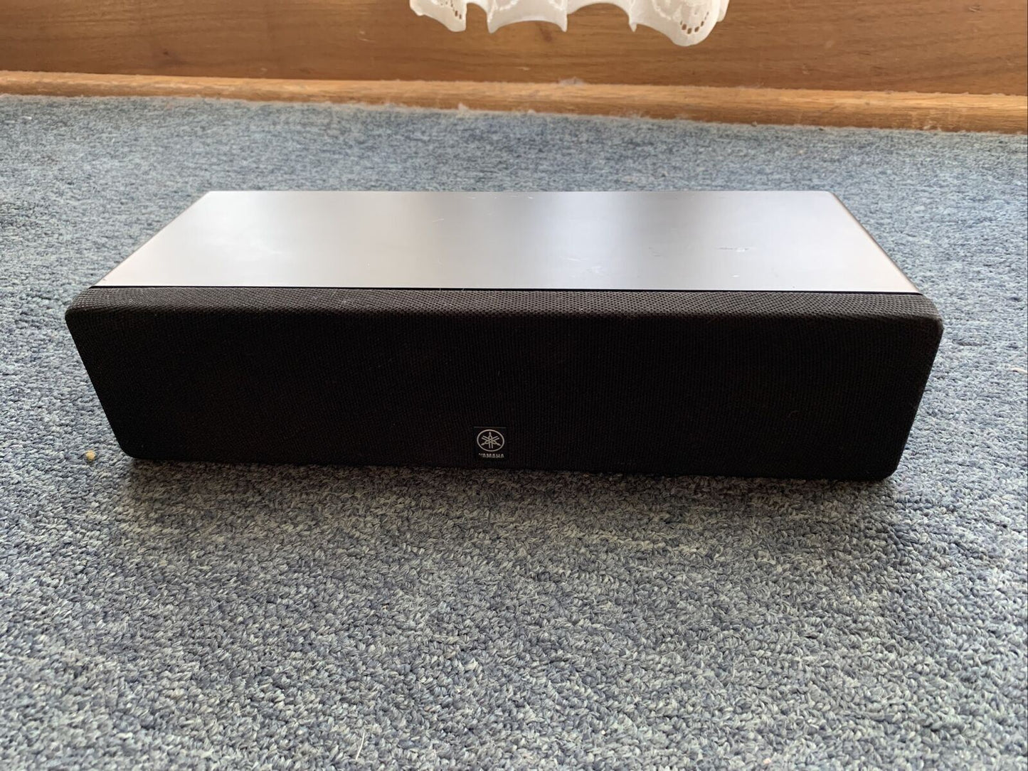 Yamaha Centre Speaker  Model NX-C270 6 ohms  30-100 Watts Black