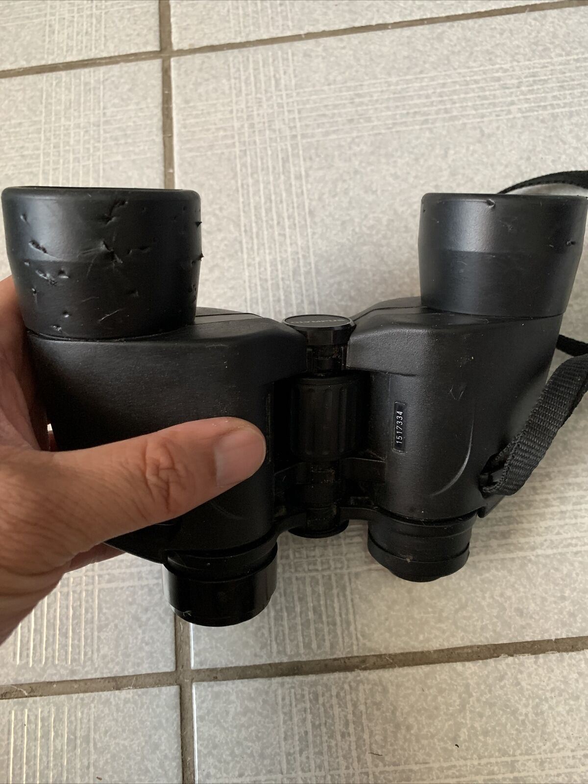 Olympus 8x40 DPS I Field 8.2 Wide UV Protection Binoculars *For Parts Repair